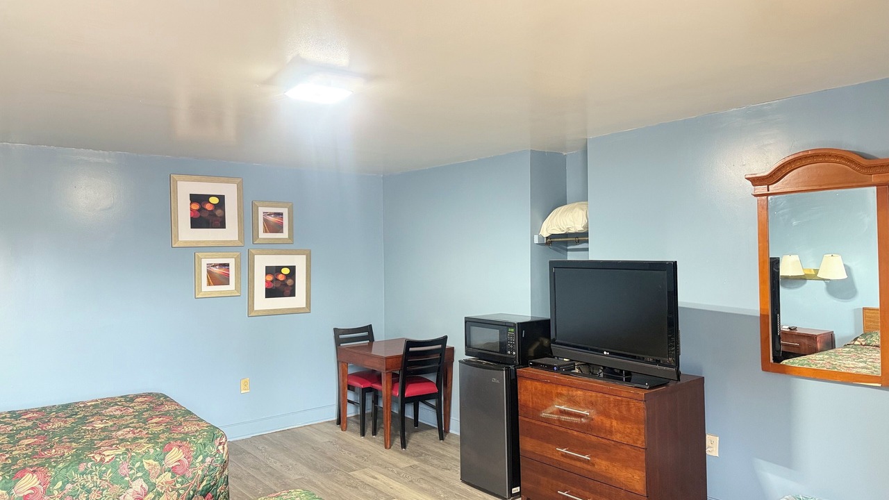 Photo of Bedroom in Ashland