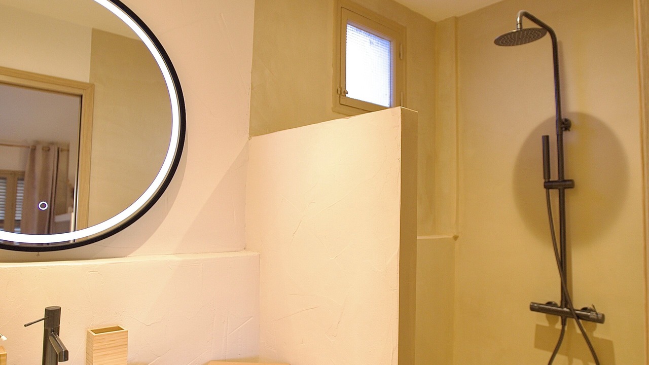 Photo of Others in Biot