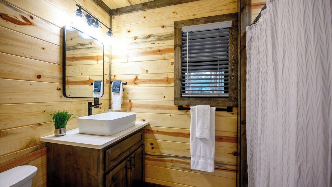 Photo of Bathroom in Pickens