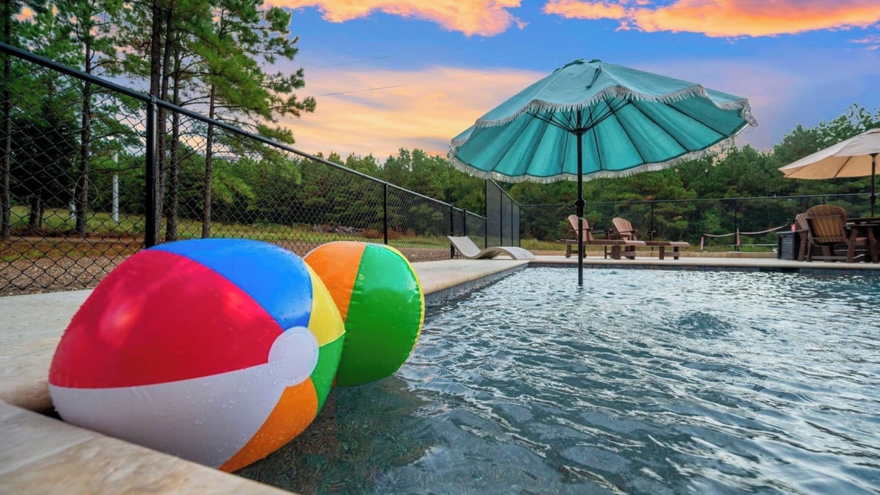 Photo of Outdoor in Pickens