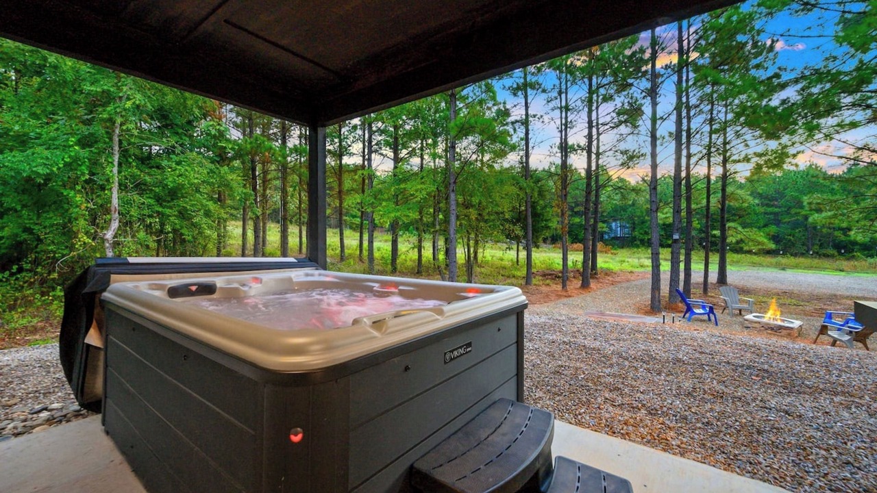 Photo of Outdoor in Pickens