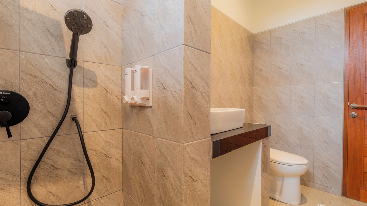 Photo of Bathroom in Seseh