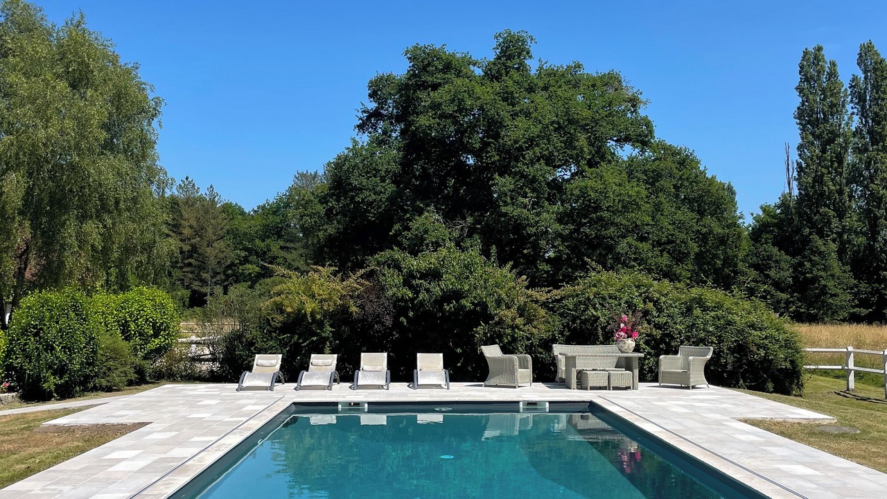 Photo of Outdoor in Combreux