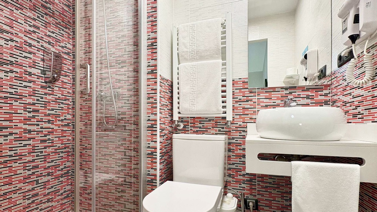 Photo of Bathroom in Logrono City Centre