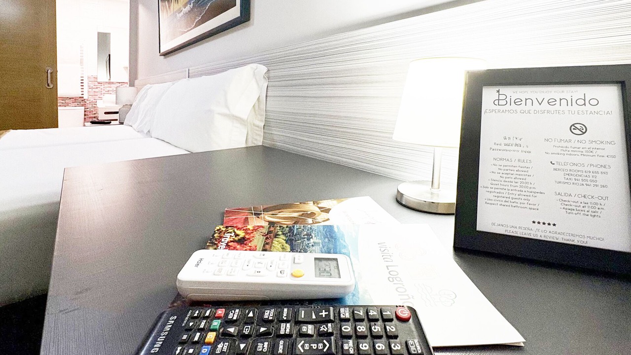 Photo of Bedroom in Logrono City Centre