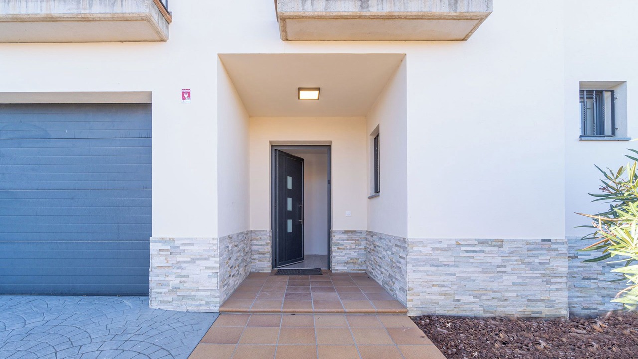 Photo of Patio Balcony in Figueres