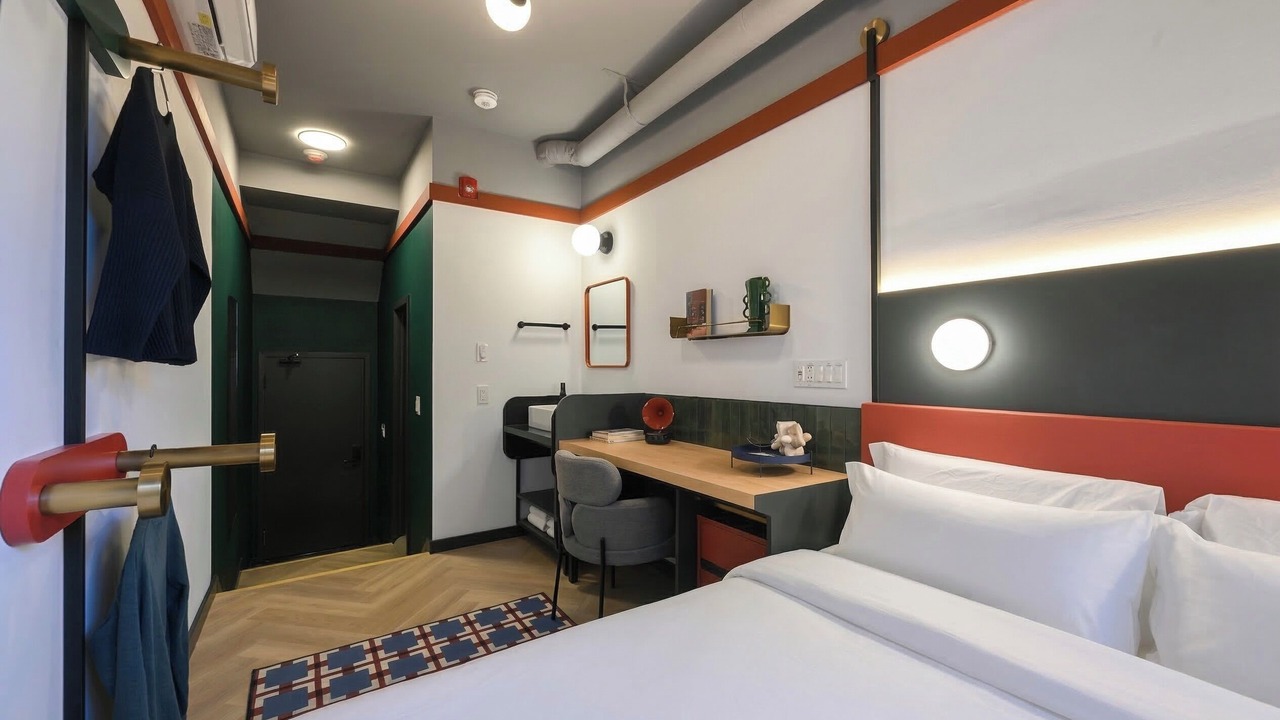 Photo of Bedroom in Bloor Annex