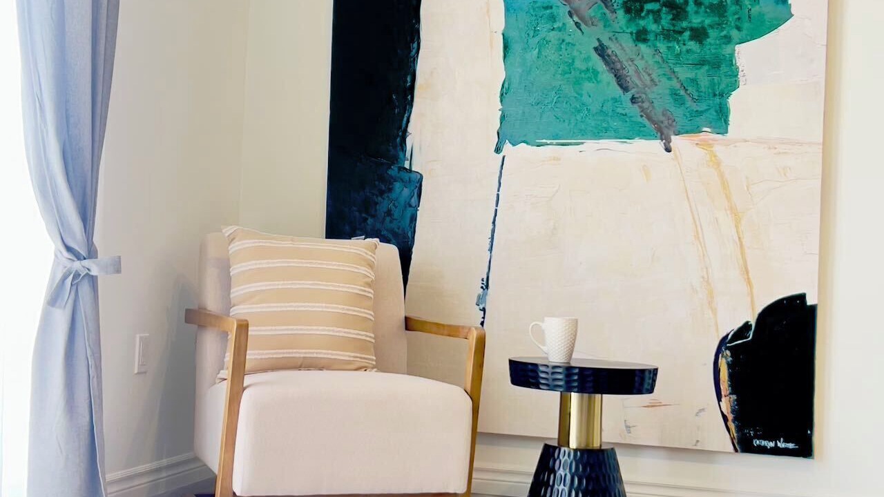 Photo of Livingroom in Niagara Falls