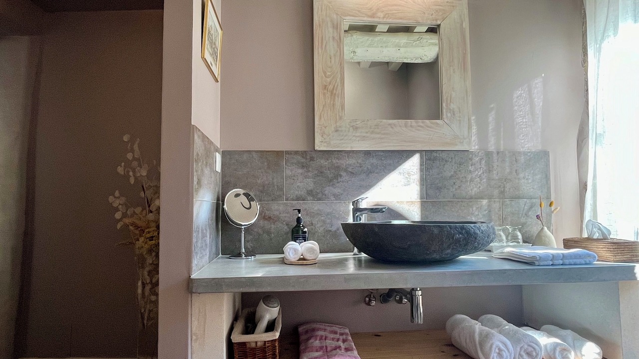 Photo of Bathroom in Collias