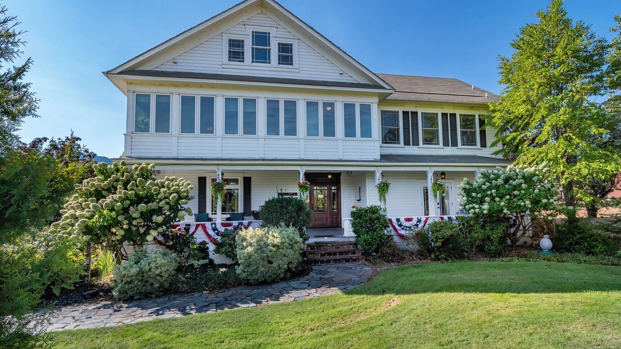 Photo of Outdoor in Roseburg