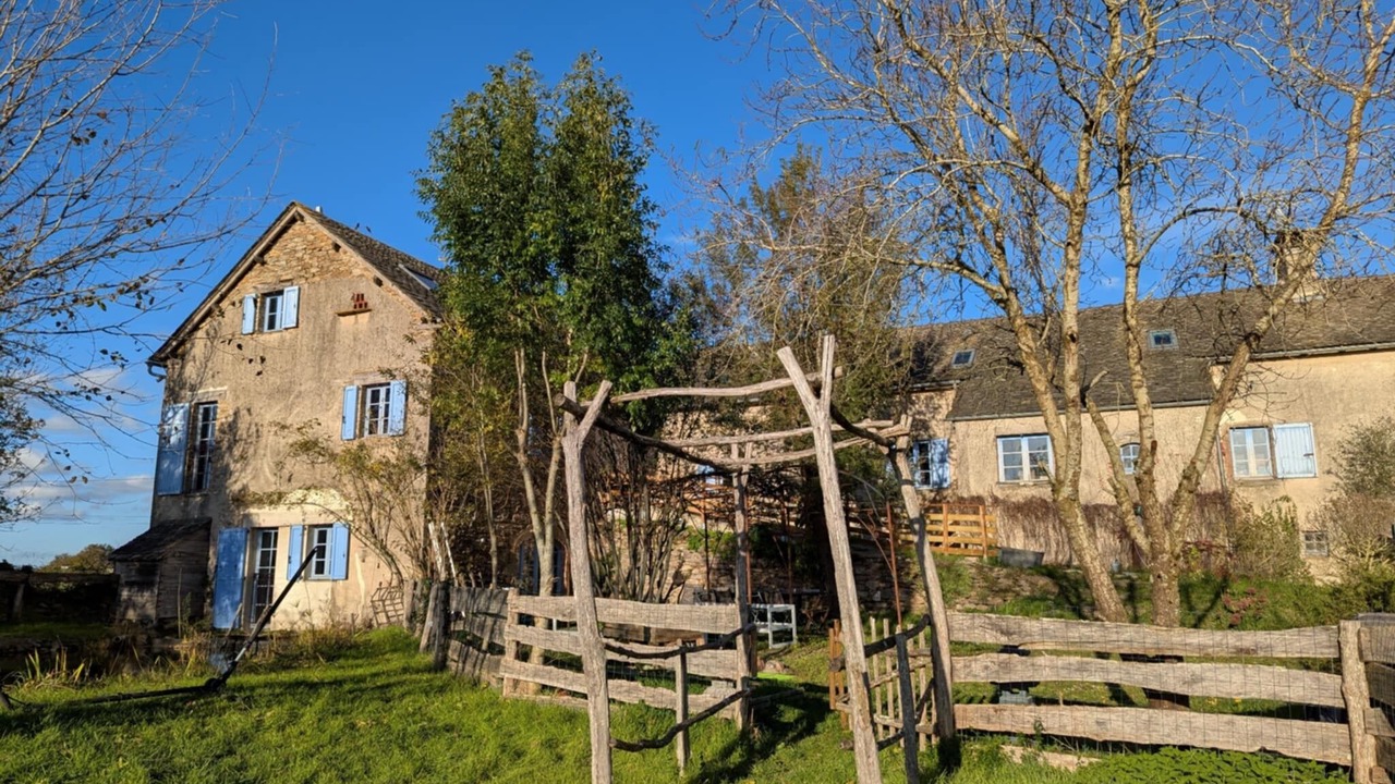 Photo of Outdoor in Centres