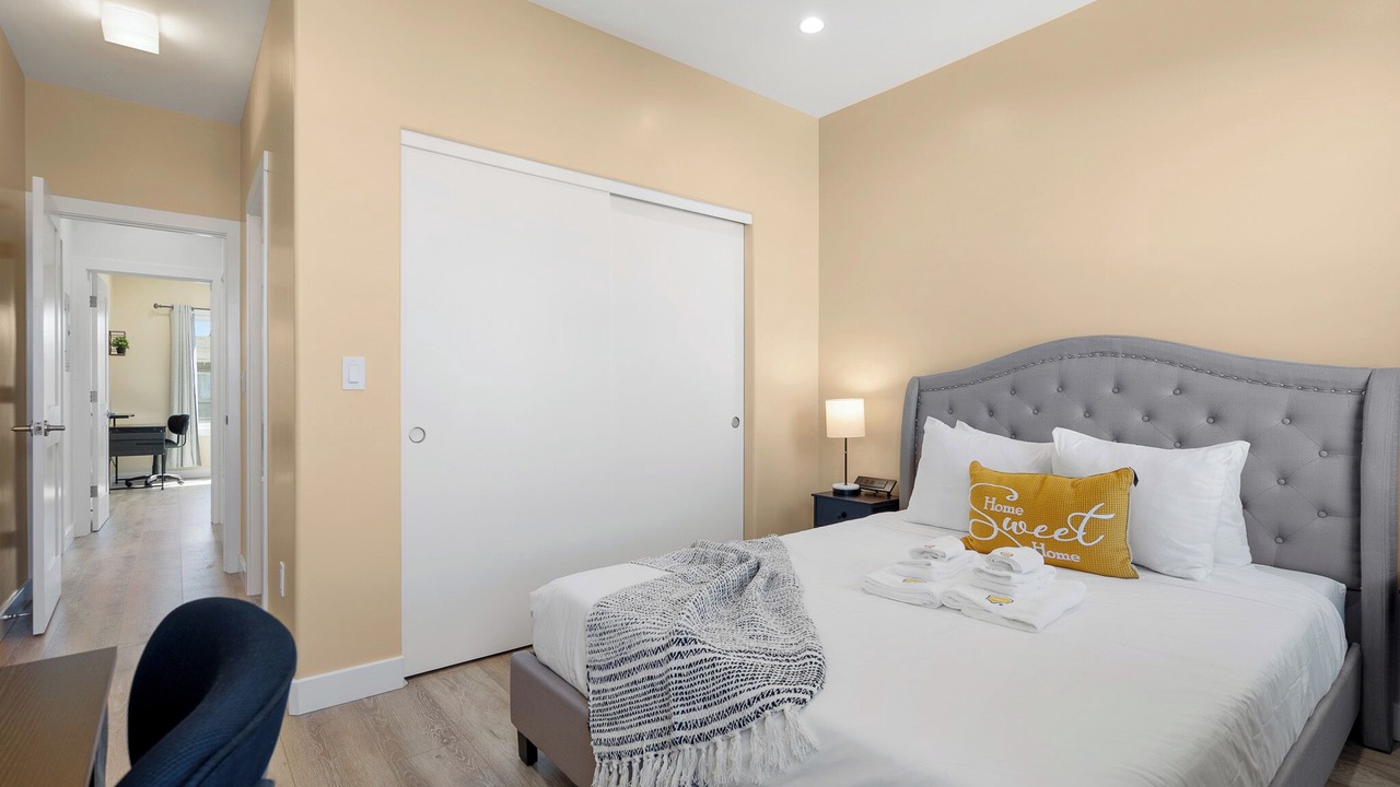 Photo of Others in Excelsior