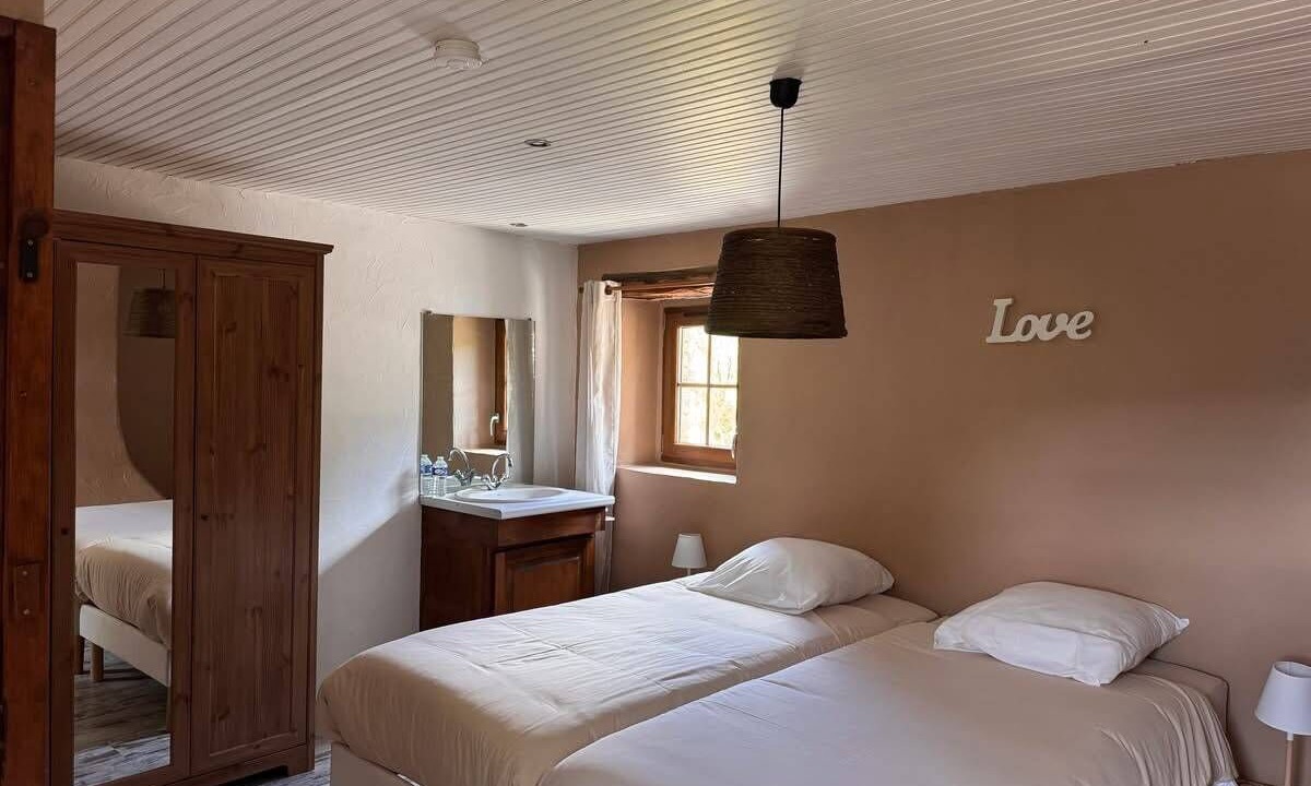 Photo of Others in Saint-Frezal-de-Ventalon