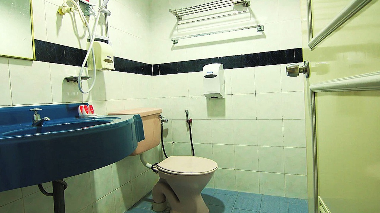 Photo of Bathroom in Taman Bunga Ros