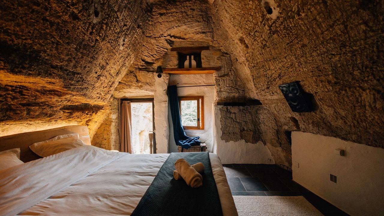 Photo of Bedroom in Doue-la-Fontaine