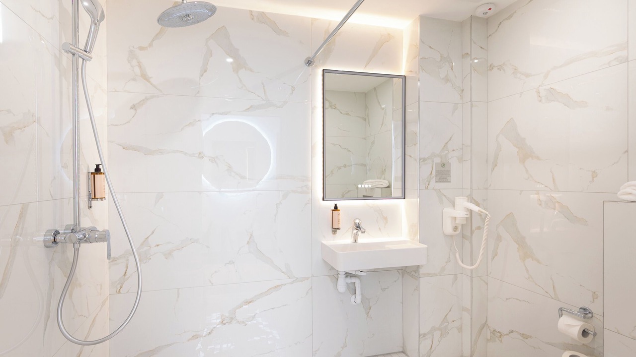 Photo of Bathroom in Grenelle