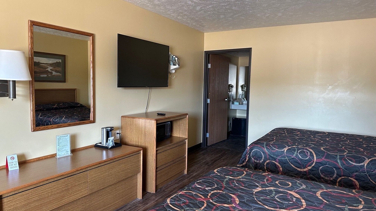 Photo of Bedroom in Elgin