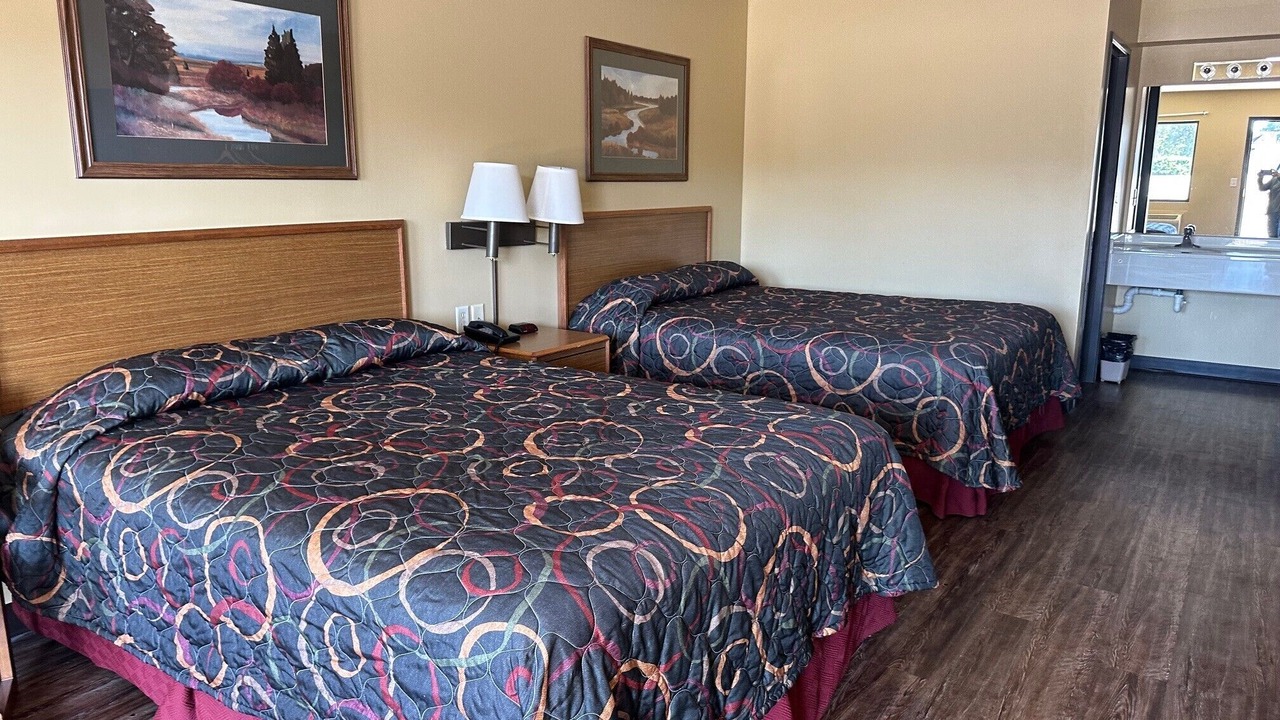 Photo of Bedroom in Elgin