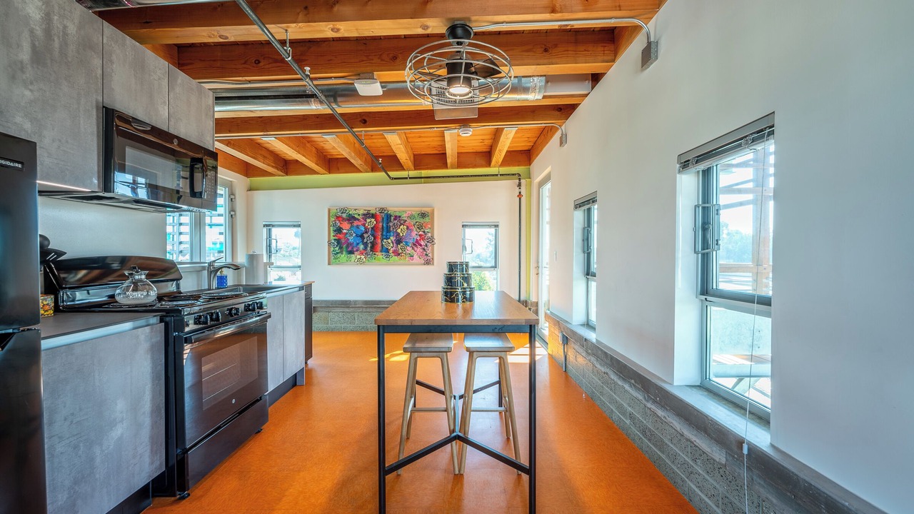 Photo of Bedroom in Logan Heights