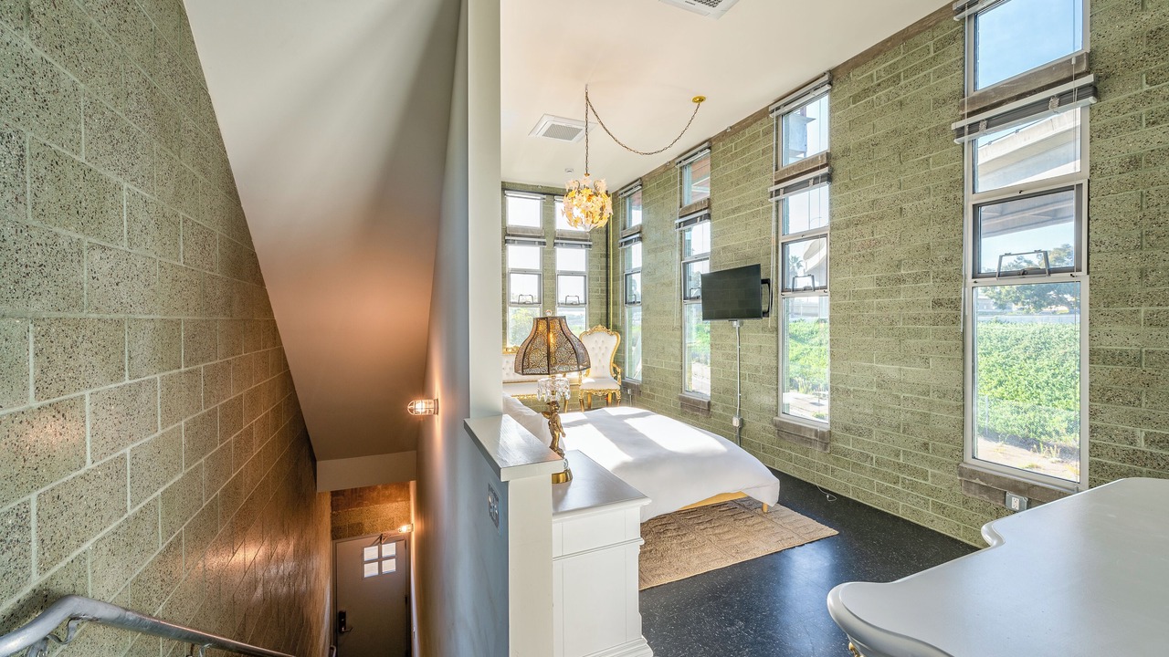Photo of Bedroom in Logan Heights