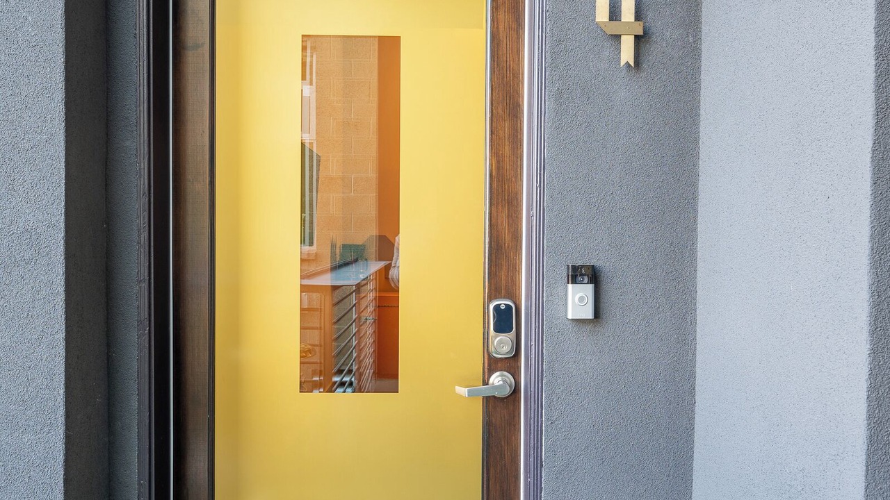 Photo of Bedroom in Logan Heights