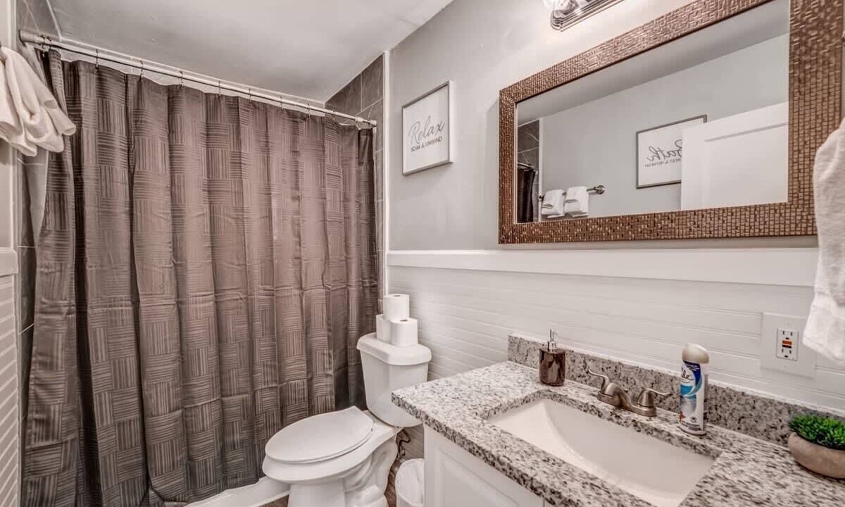 Photo of Bathroom in Memphis