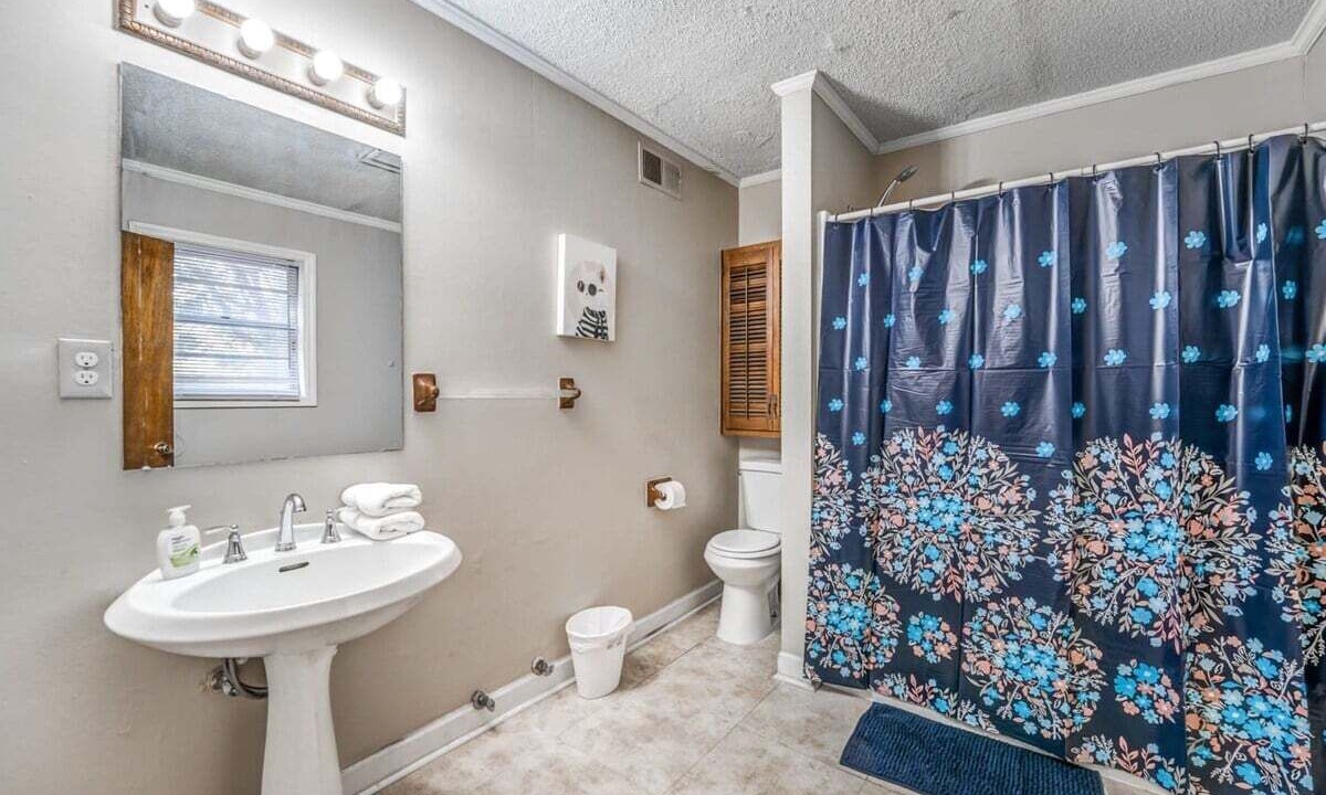 Photo of Bathroom in Memphis