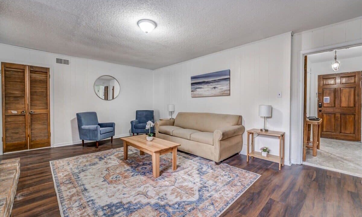 Photo of Livingroom in Memphis