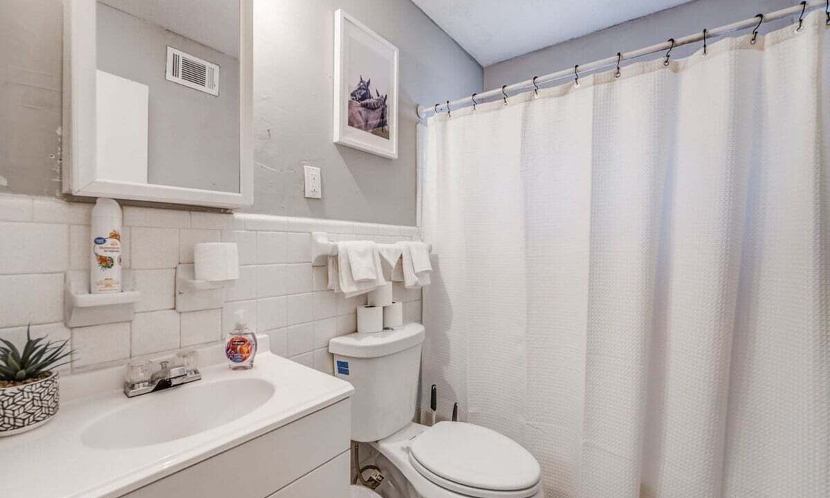 Photo of Bathroom in Ellendale