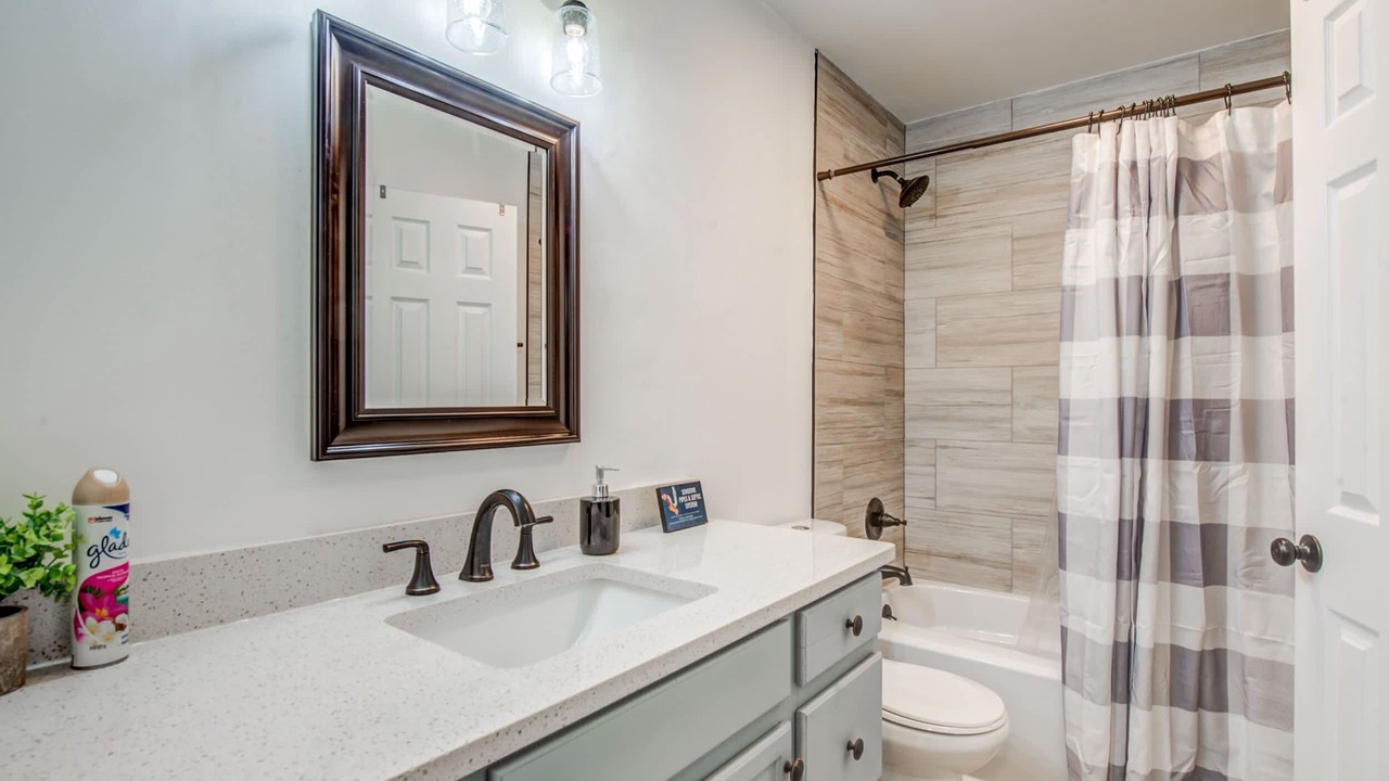 Photo of Bathroom in University District