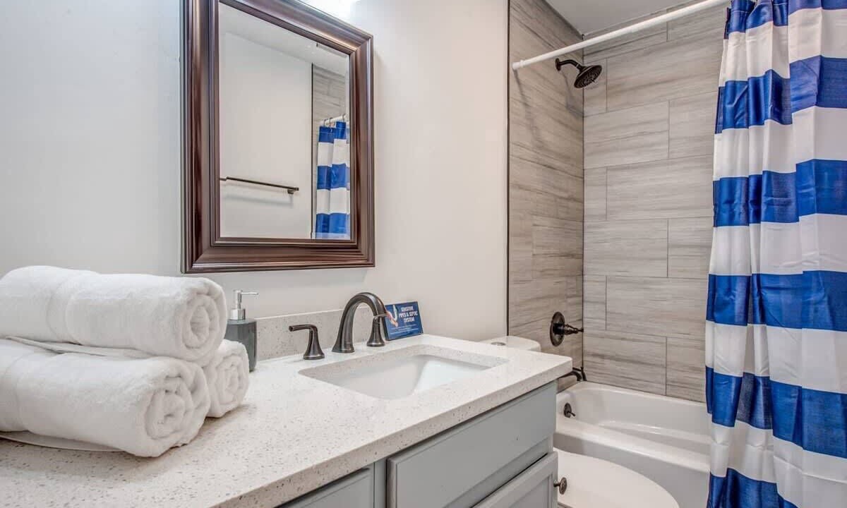 Photo of Bathroom in University District