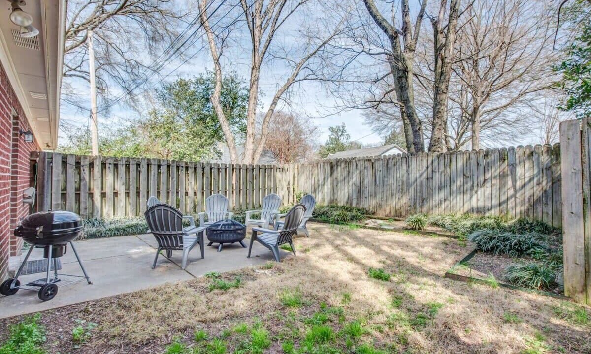 Photo of Patio Balcony in University District