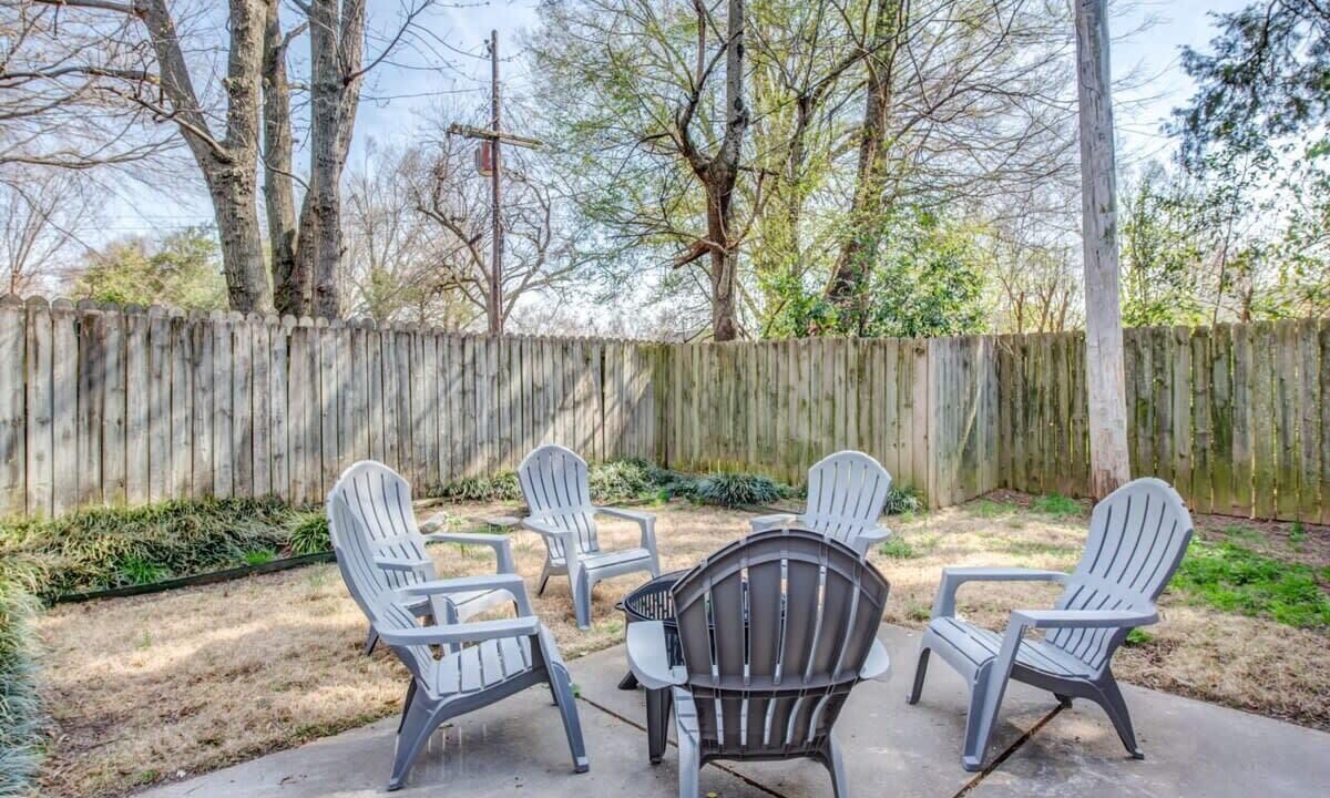 Photo of Patio Balcony in University District