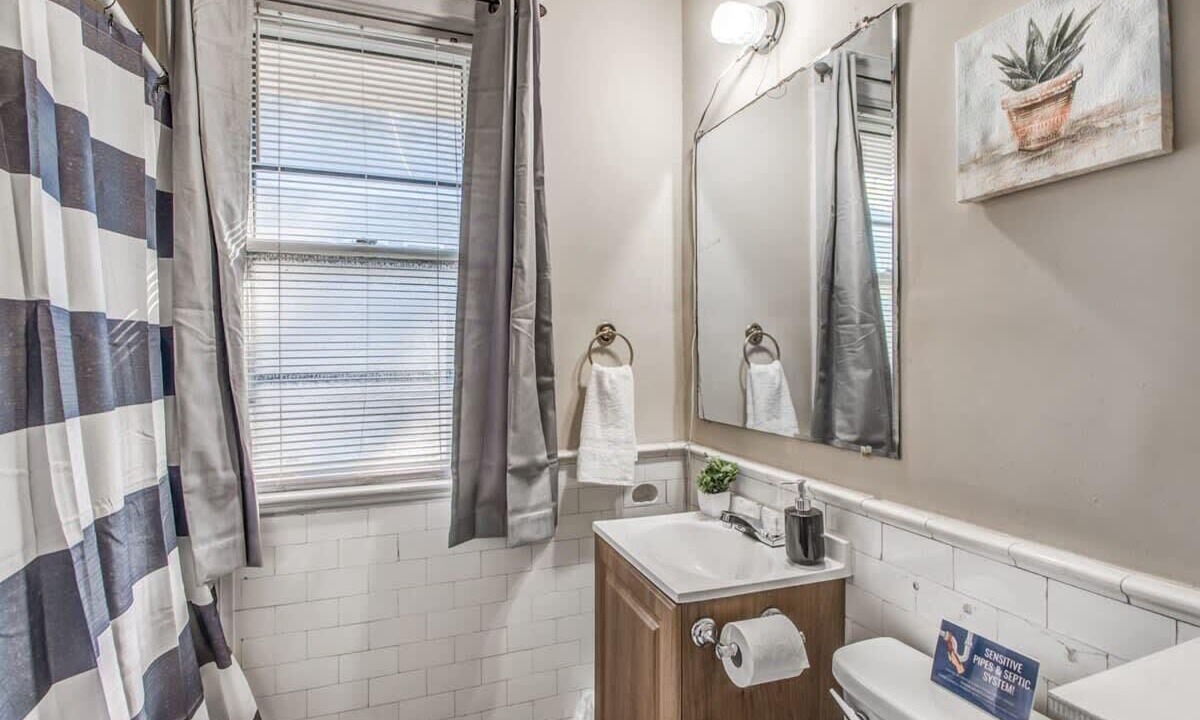 Photo of Bathroom in Evergreen