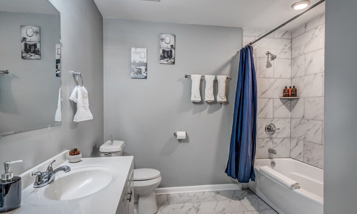 Photo of Bathroom in Frayser