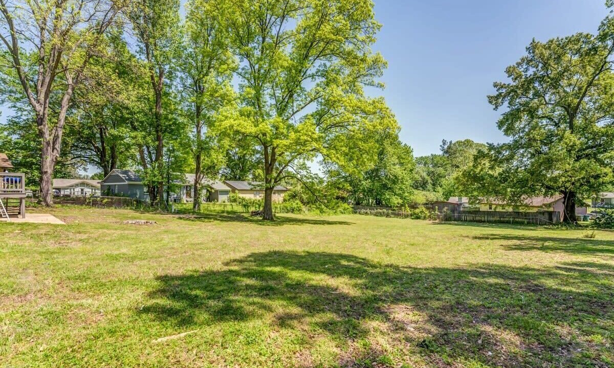 Photo of Outdoor in Frayser