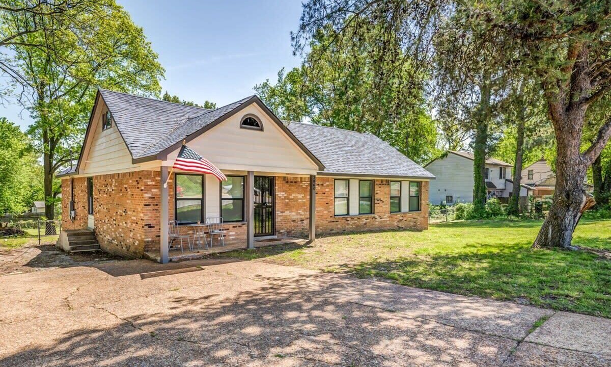 Photo of Outdoor in Frayser