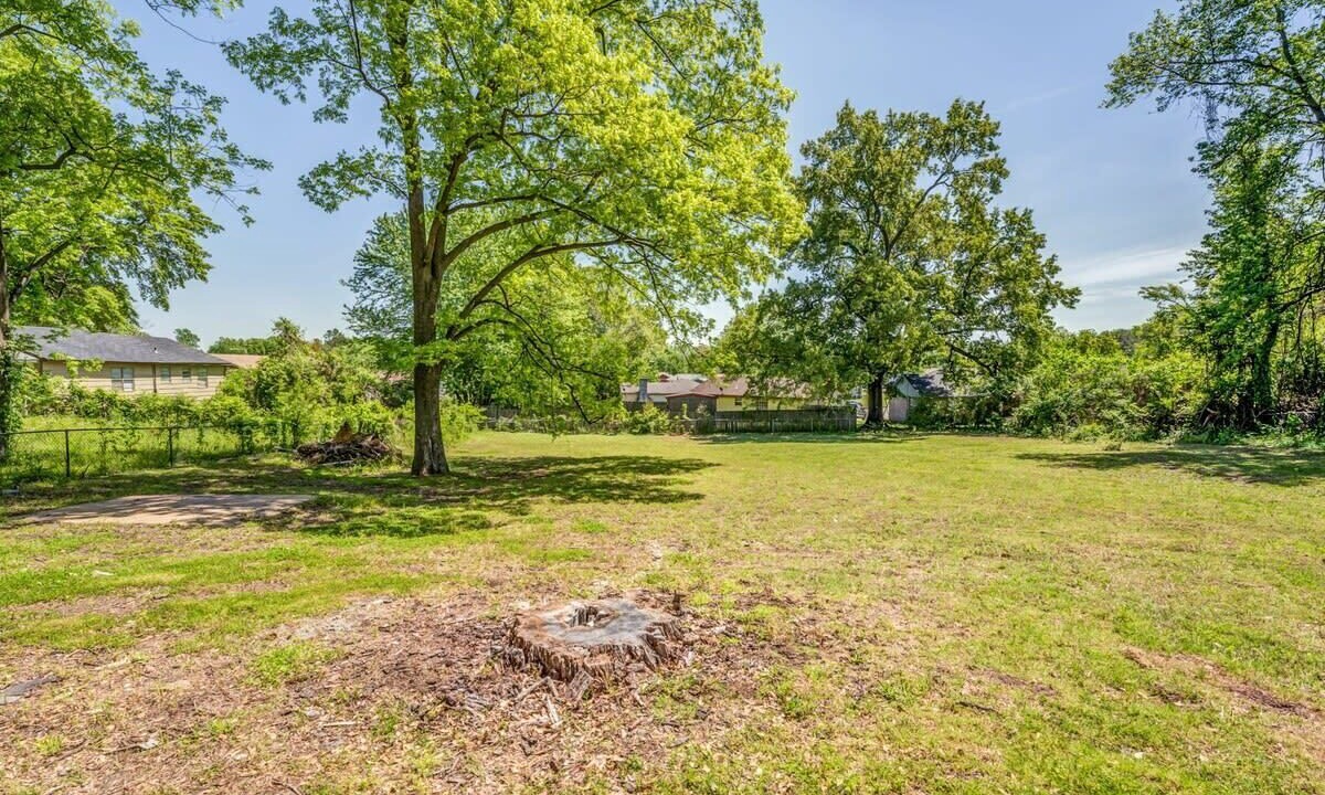 Photo of Outdoor in Frayser