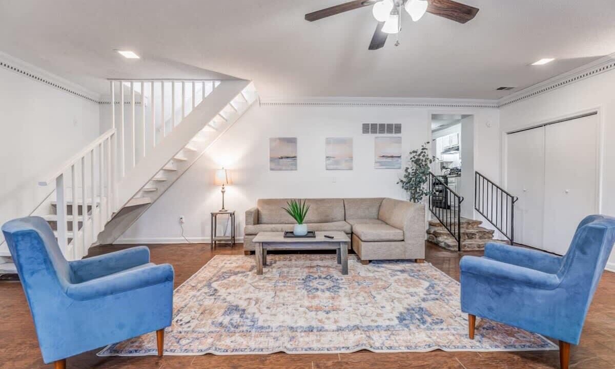 Photo of Livingroom in Ellendale