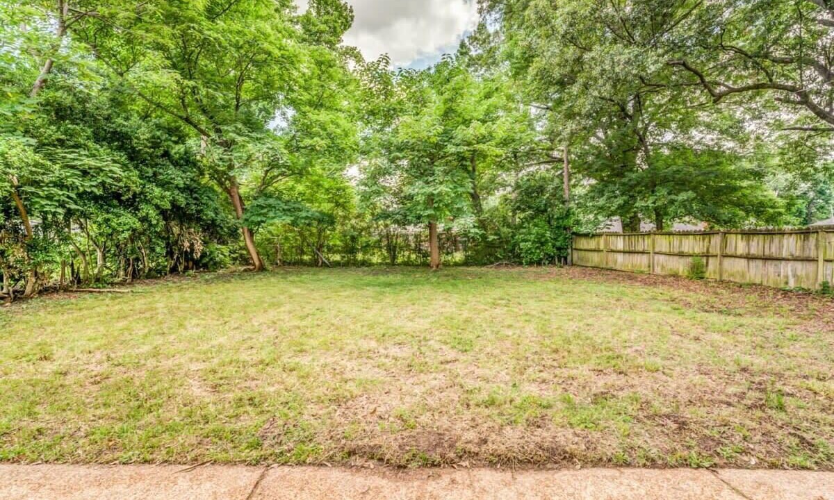 Photo of Outdoor in Parkway Village