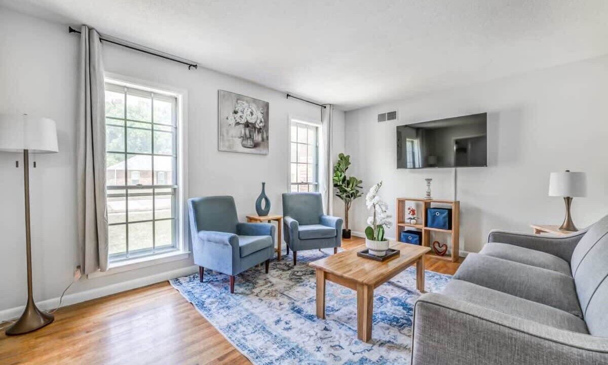 Photo of Outdoor in Parkway Village