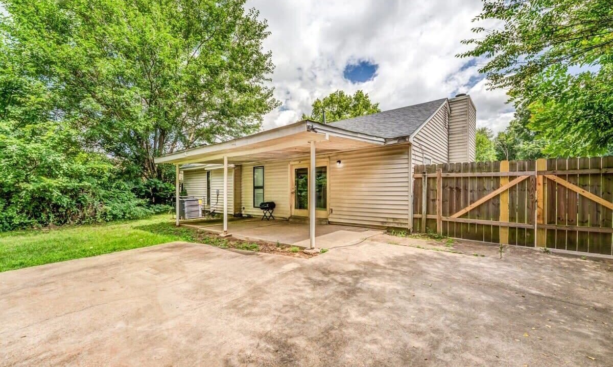 Photo of Outdoor in Ellendale