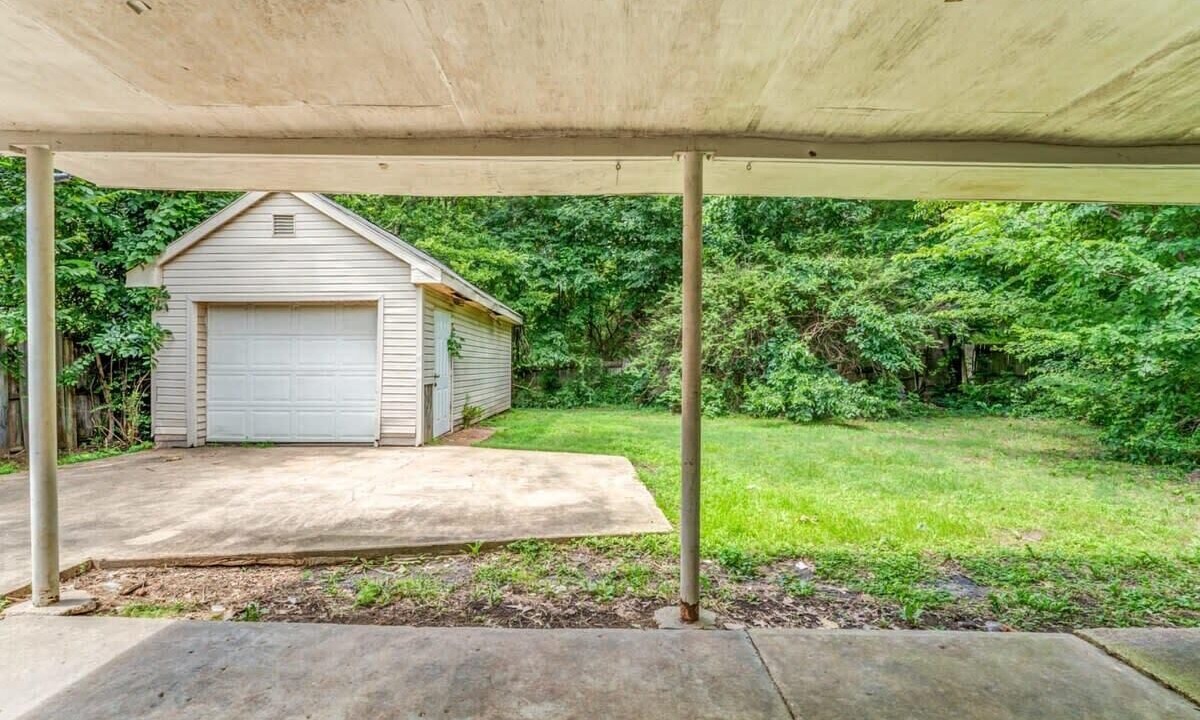 Photo of Outdoor in Ellendale