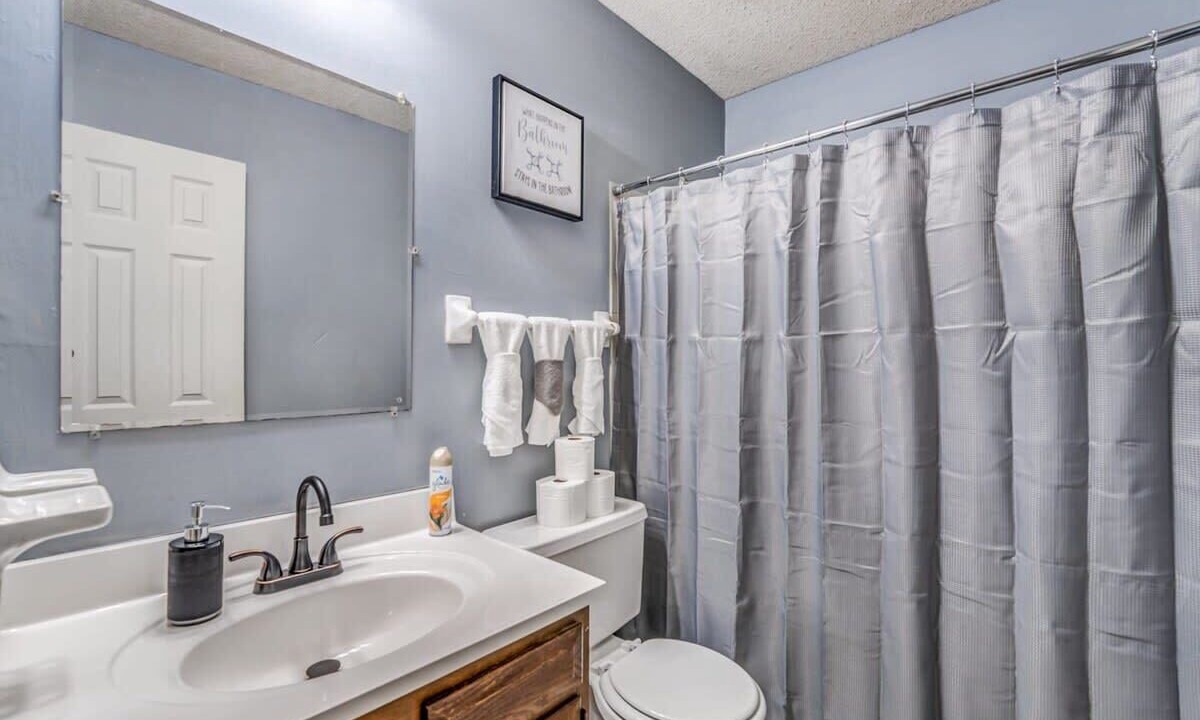 Photo of Bathroom in Ellendale