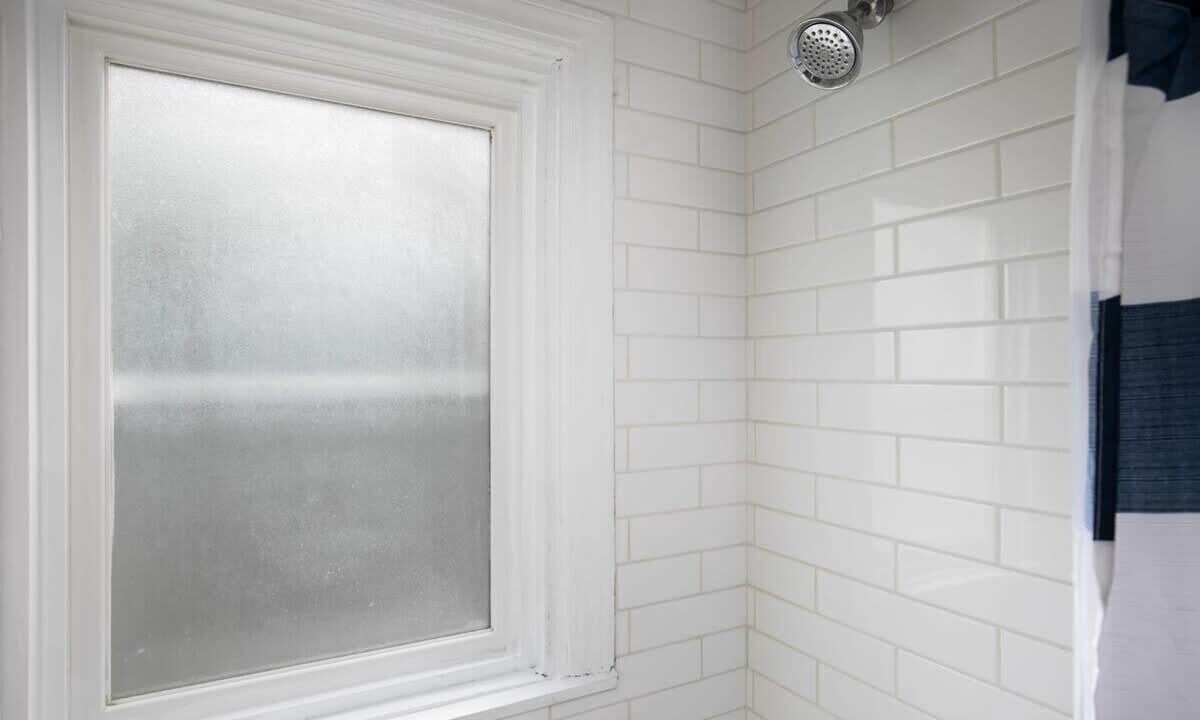 Photo of Bathroom in Redmont Park