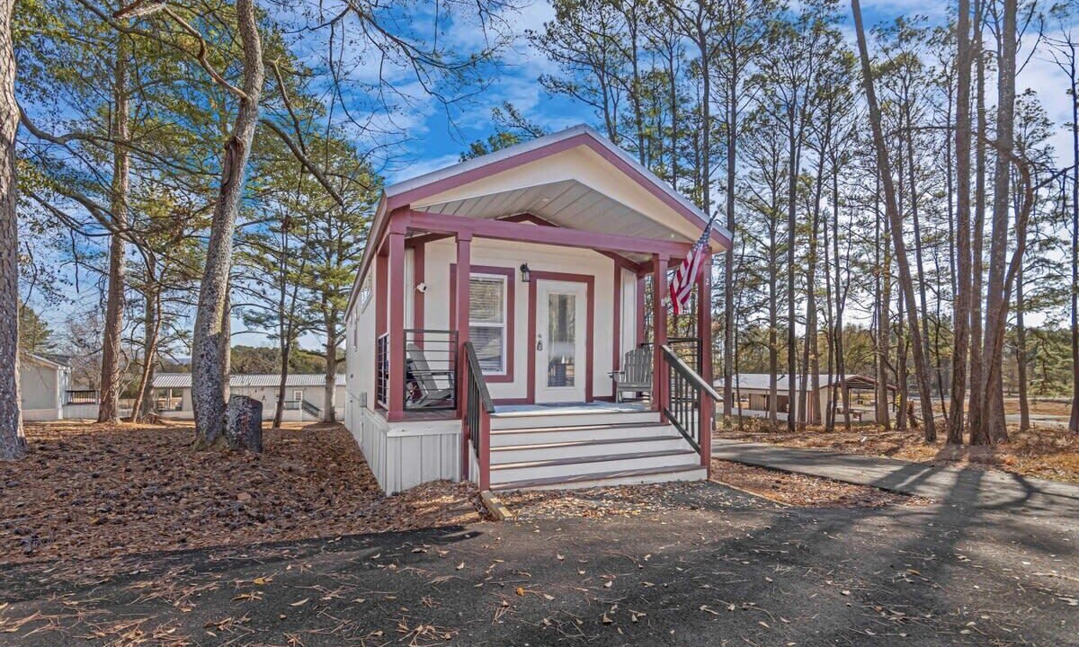 Photo of Outdoor in Owens Cross Roads