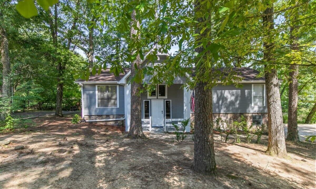 Photo of Outdoor in Crestline Heights