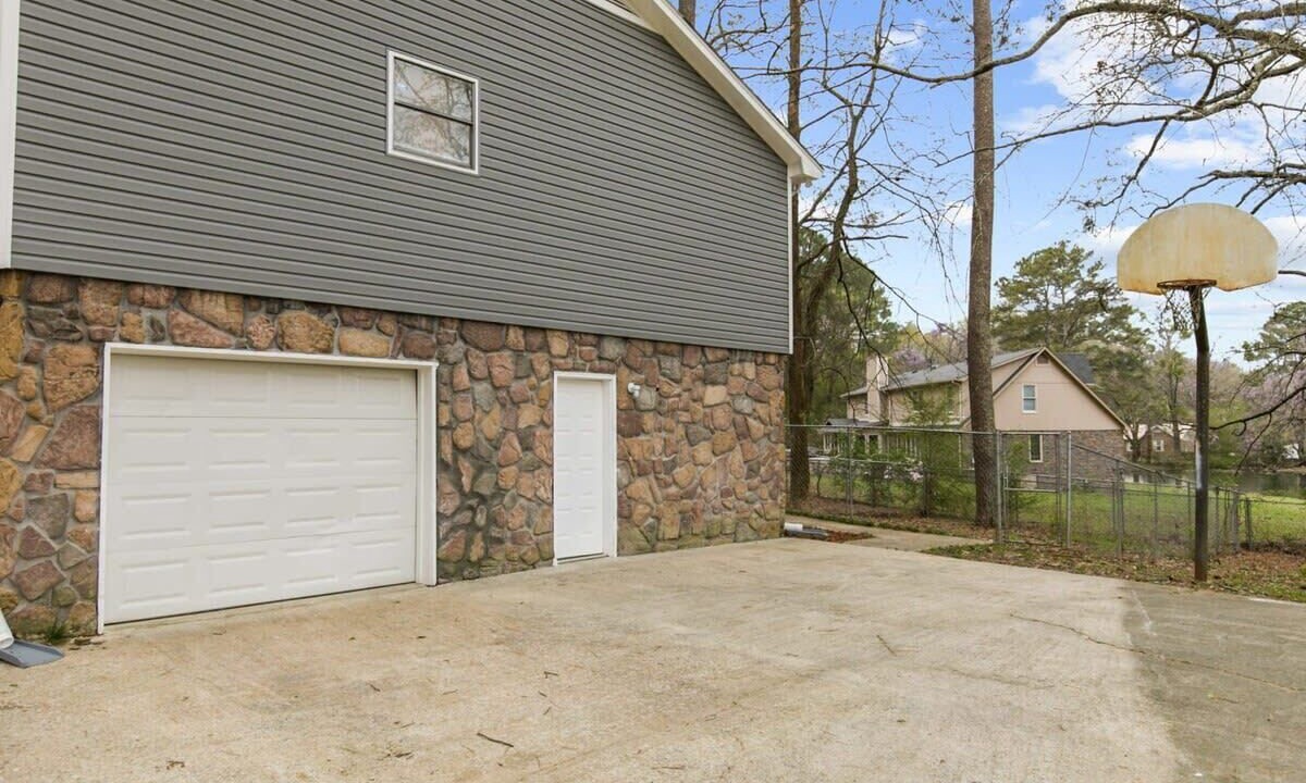 Photo of Outdoor in Crestline Heights