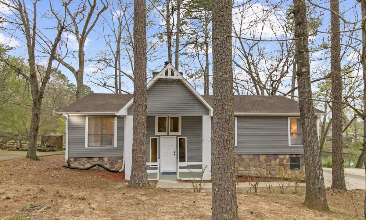 Photo of Outdoor in Crestline Heights