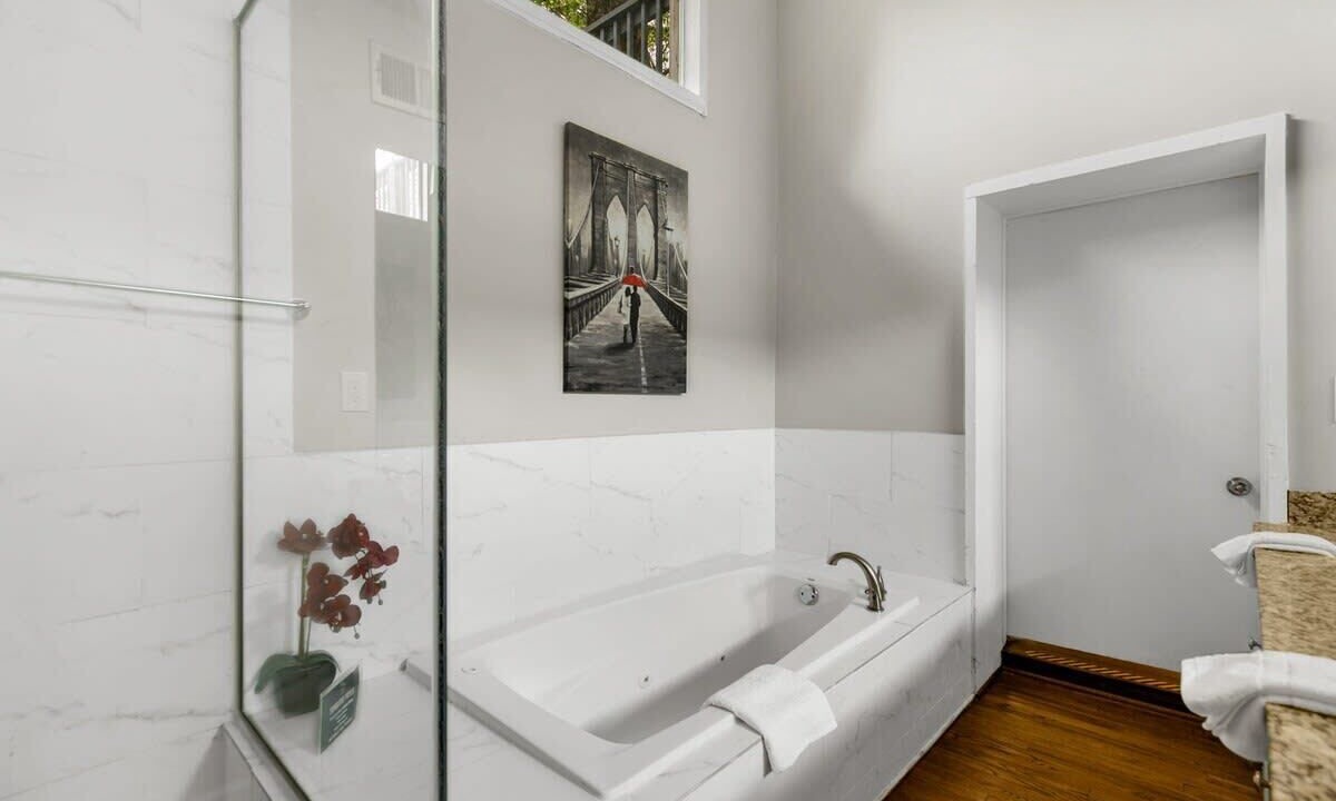 Photo of Bathroom in Crestline Heights
